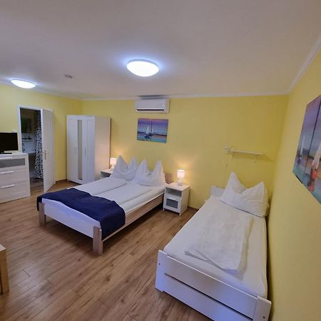 Apartamento Muskátlis Ház Balatonlelle Exterior foto