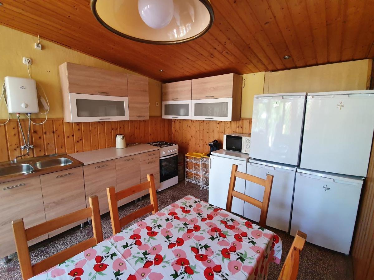 Apartamento Muskátlis Ház Balatonlelle Exterior foto